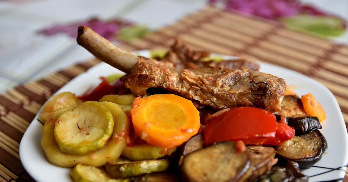 Рёбрышки в кисло-сладком соусе по китайски. Овощное рагу с мясом пошагово. Свиные рёбрышки с картошкой тушеные. Овощи тушеные на сковороде. Тушёная картошка со свининой.