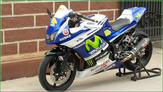 Modifikasi Mirip MotoGP Valentino Rossi Yamaha Movistar - Contoh Gambar Dan Foto Konsep Desain Modifikasi Kawasaki Ninja 4 Tak 250cc Sporti Ala Moge Keren Banget Modifikasi Mirip MotoGP Valentino Rossi Yamaha Movistar - Contoh Gambar Dan Foto Konsep Desain Modifikasi Kawasaki Ninja 4 Tak 250cc Sporti Ala Moge Keren Banget