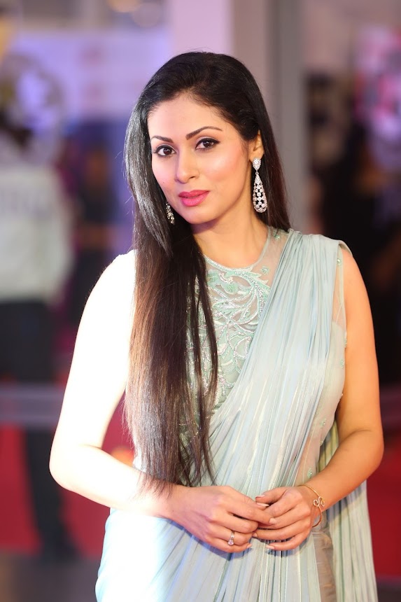 Sada at Mirchi Music Awards South 2018