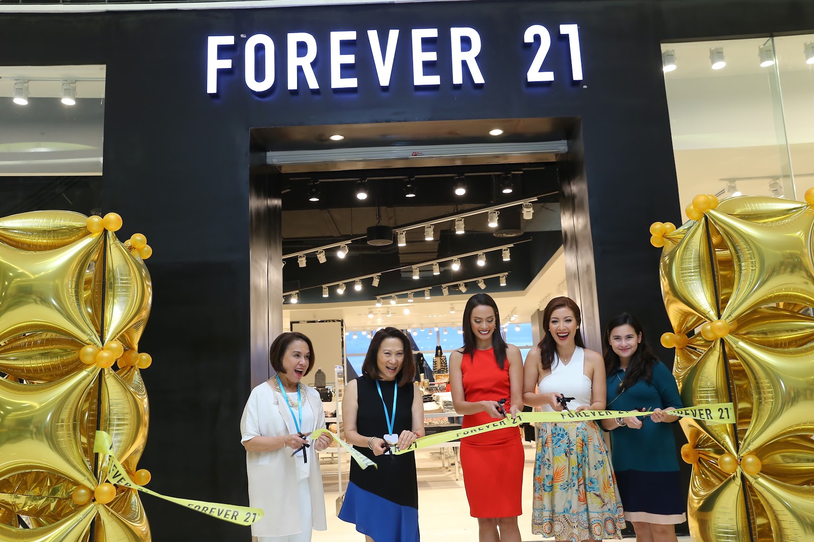 SM Seaside City, Forever 21, Forever21 Cebu, Cebu Events, EVENTS, Cebu Fashion Blogger, Cebu Fashion Bloggers, Toni Pino-Oca, 