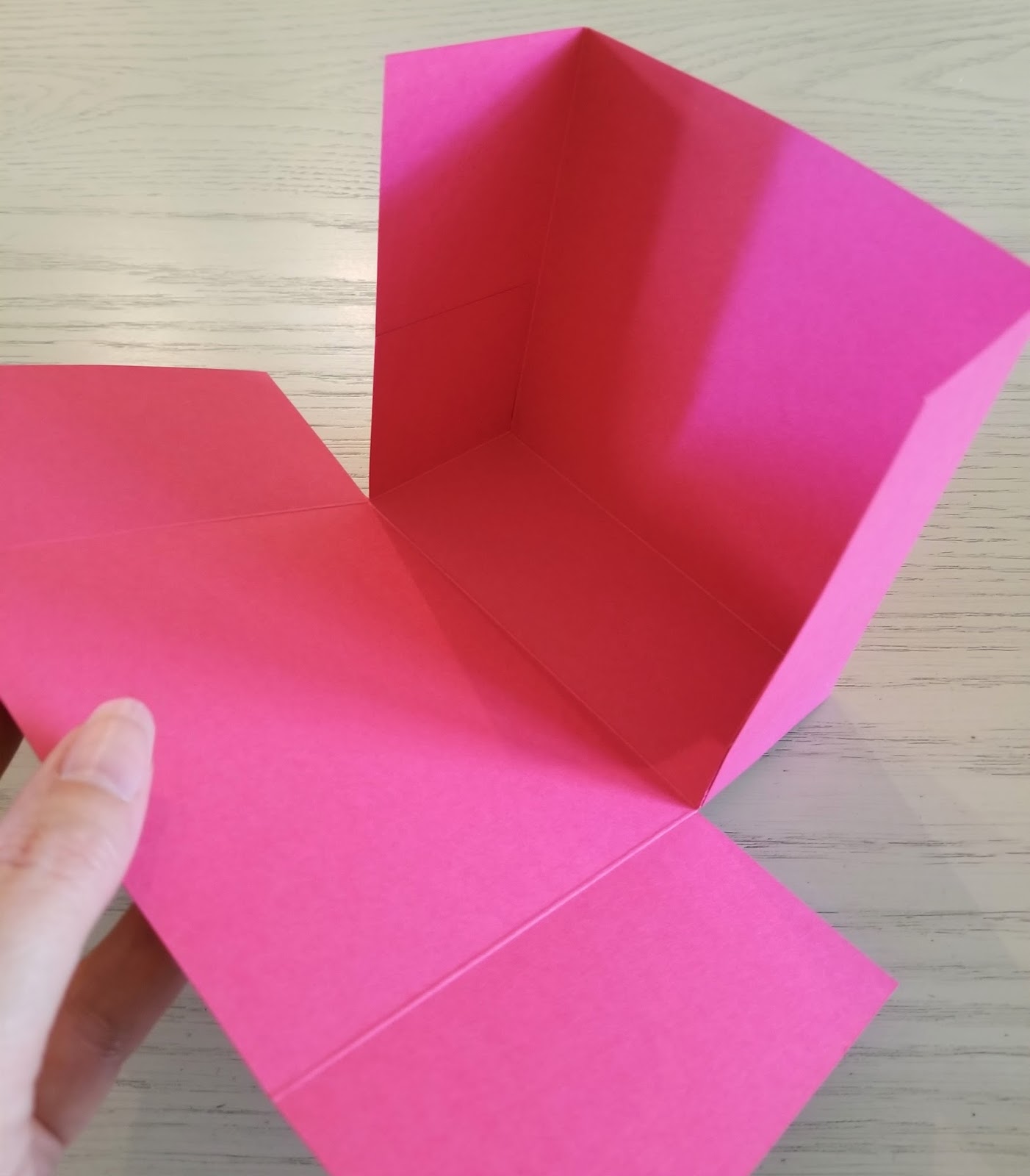 AnnMarie's Stamping Adventures!! Quick and easy card box tutorial!