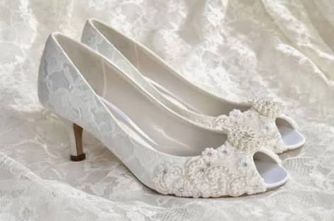 wide width bridal heels