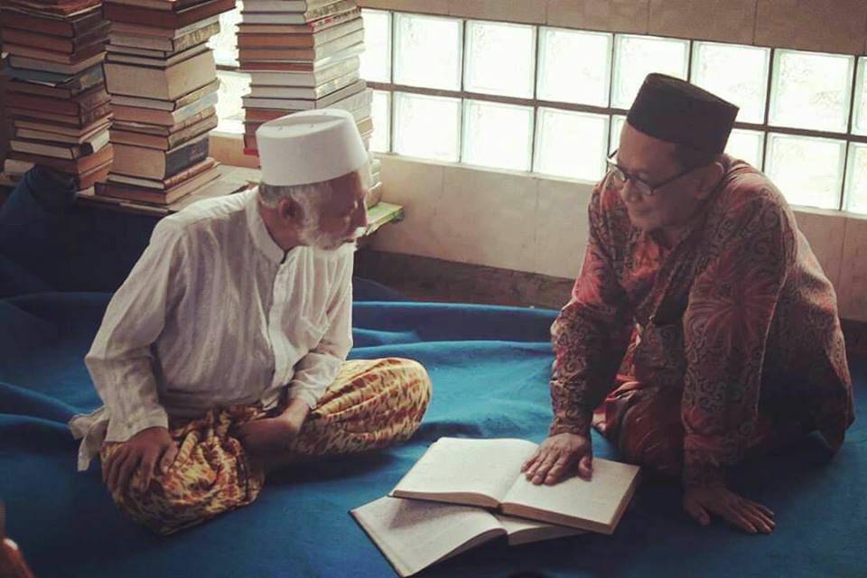 Biografi Abuya Uci Turtusi Gambaran