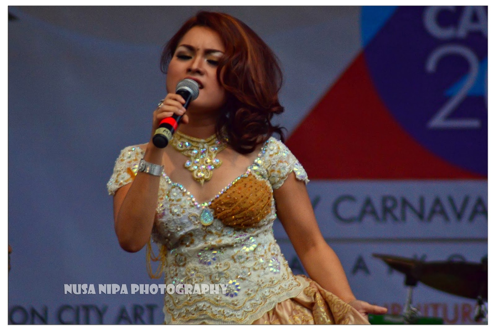 Foto Rita Tila "Penyanyi Lagu Sunda" | Nusa Nipa Photography