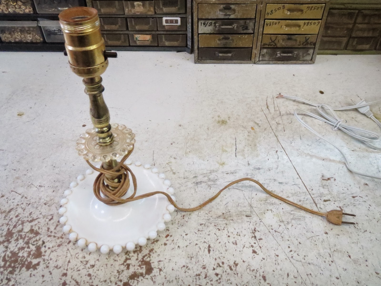 Lamp Parts and Repair | Lamp Doctor: How to Replace a Lamp Cord