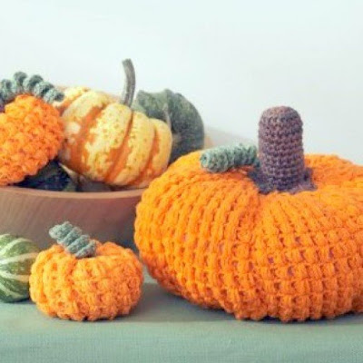 free Crochet patterns for Halloween Pumpkins!