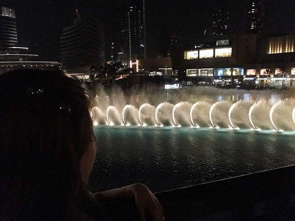 Imperdível em Dubai: Show das águas no Dubai Mall
