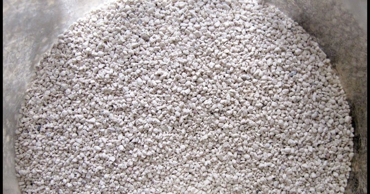 The Chicken Chick® Naturally Sweeter Coops & Healthier Chickens with