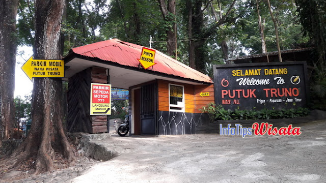 Air Terjun Putuk Truno di Prigen - Pasuruan