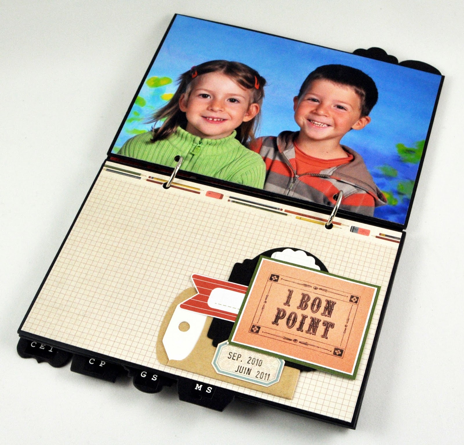 Lilouscrappe Souvenirs d'école... Un mini album pour conserver les