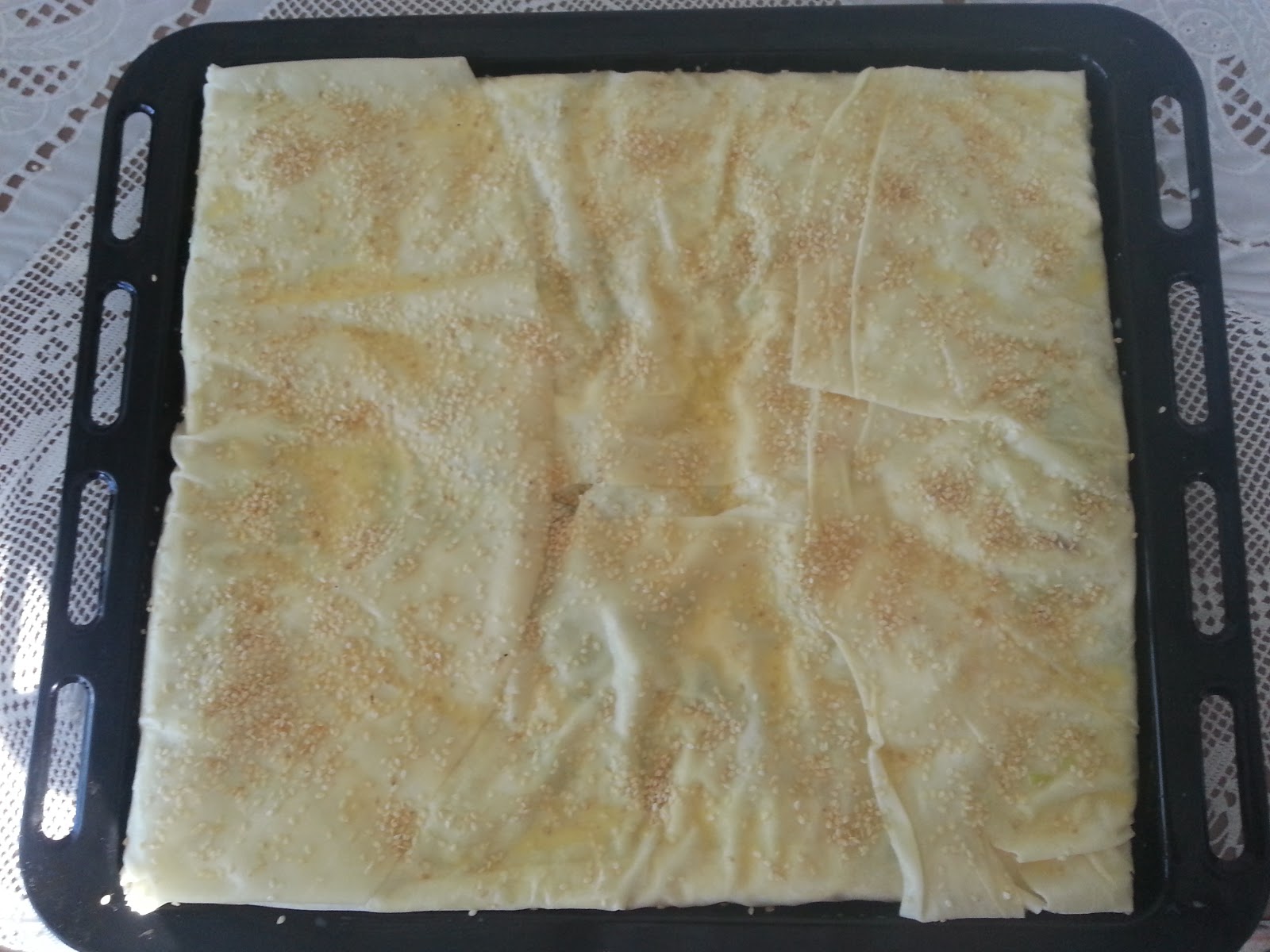 PASTACI KIZ pırasa böreği