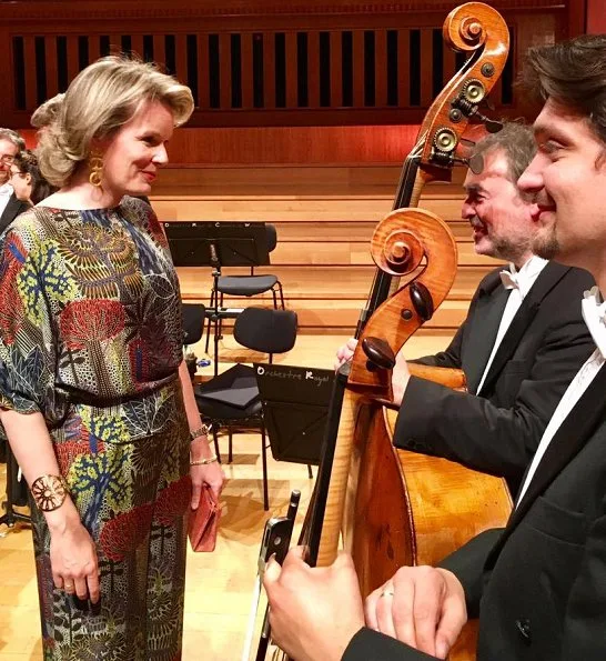 Queen Mathilde attended the last semi final session of the Queen Elisabeth Cello Competition 2017. Queen Mathilde wore Dries Van Noten  top and pants