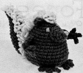 http://web.archive.org/web/20060606000118/http://www.sarahanns.com/crochetworks/animals.html