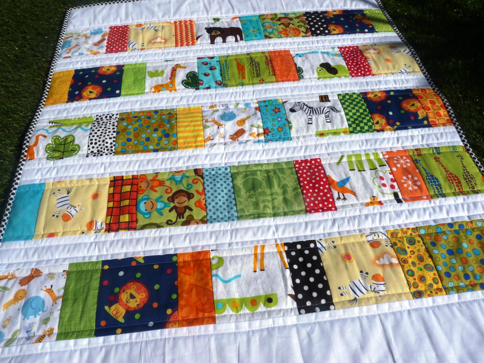 Little Guinea Pigs Scrappy Zoo Baby Quilt