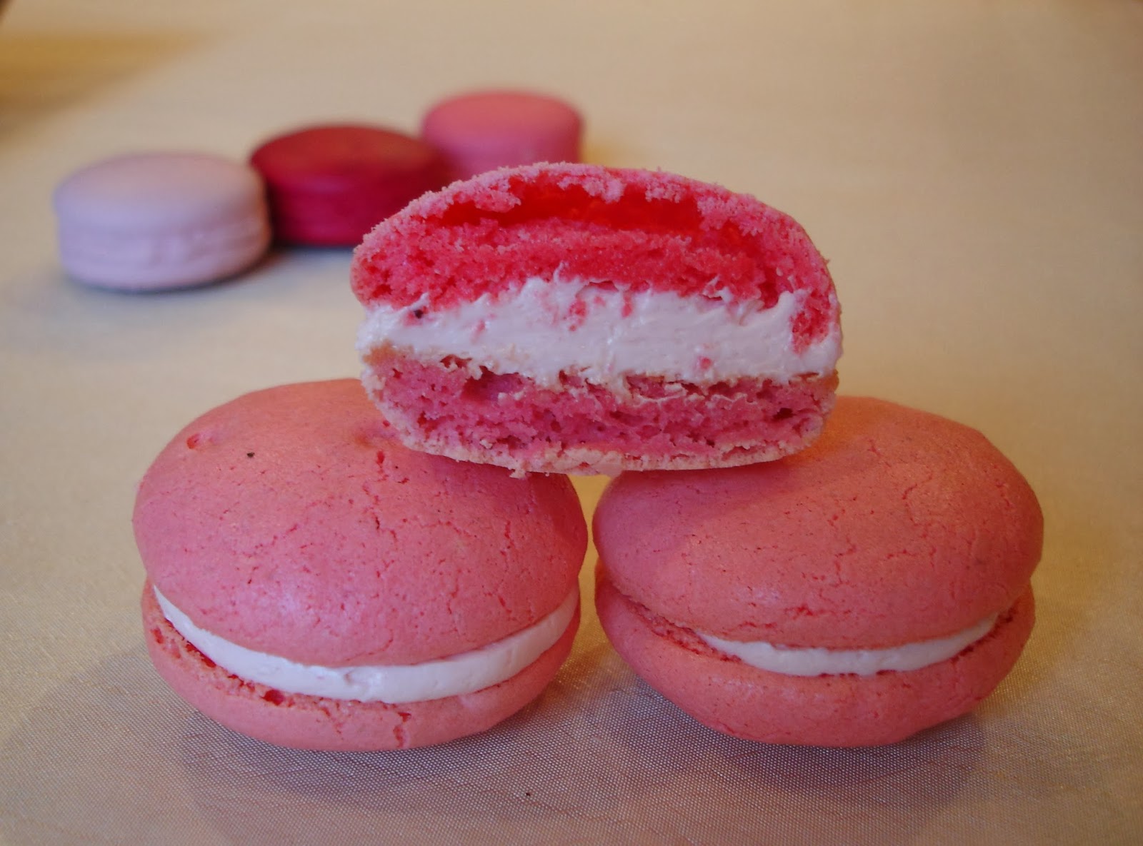 Himbeer Macaron