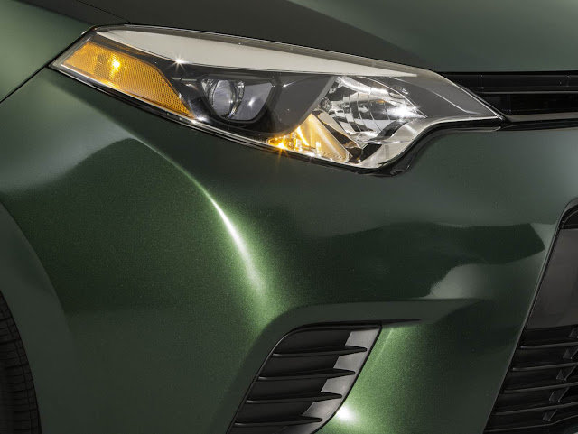 Novo Corolla 2014 - faróis de LED Novo Corolla 2014 - faróis de LED