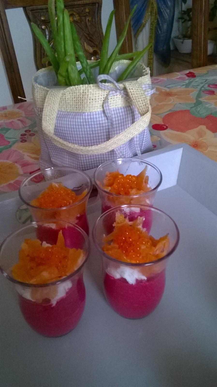 les petits plats de mamie Lilly Verrines de bettevraves saumon fumé et chèvre