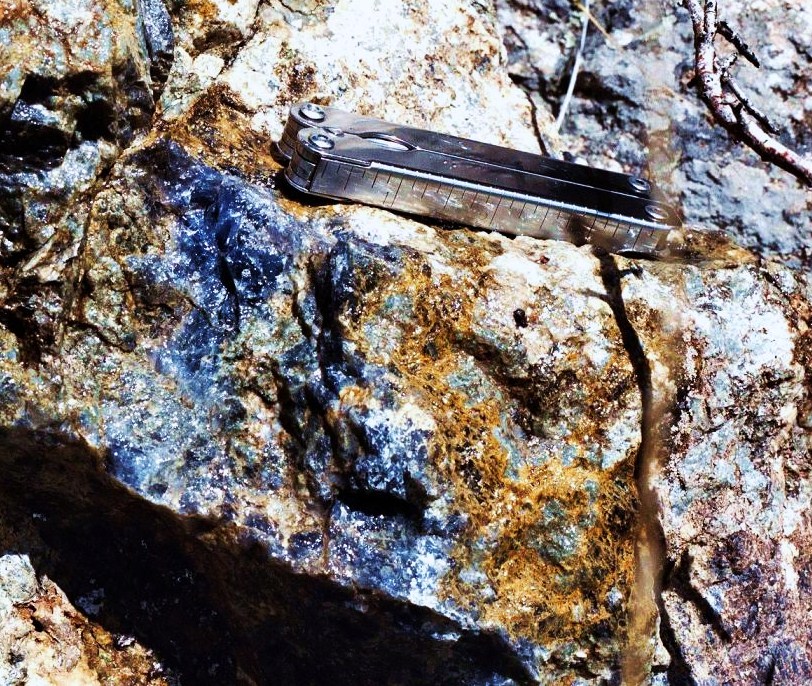 Giant Iolite Gemstone Deposits Discovered in Wyoming Iolite