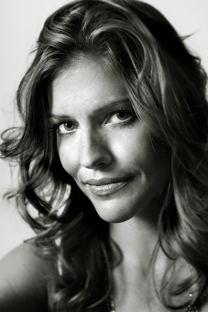 some old pictures I took: Tricia Helfer