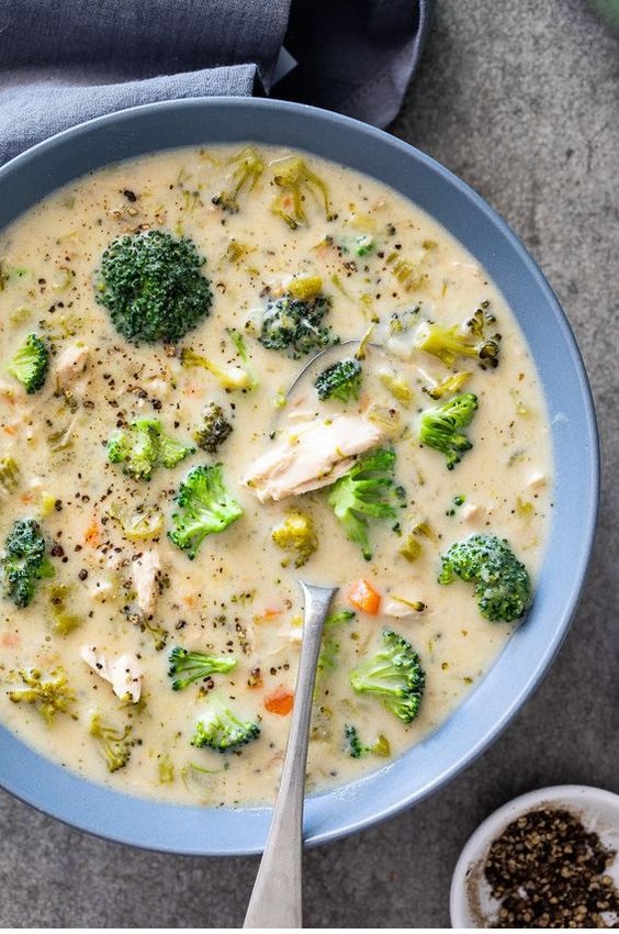 Easy healthy chicken broccoli soup