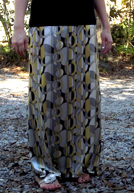 elastic band maxi skirt