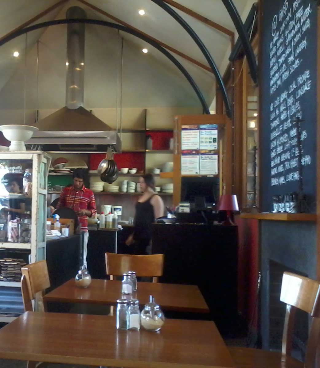 Cafe Gusto Queenscliff Ching Teoh