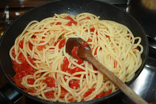 spaghetti alle acciughe