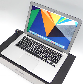 MacBook Air Core i5 (13-inch, Mid 2011) Fullset