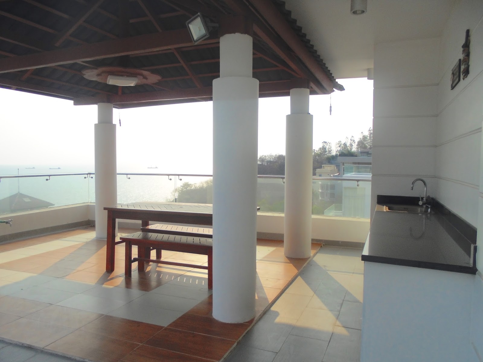 VV.23 The most luxury villa for rent on the hill located Front Beach