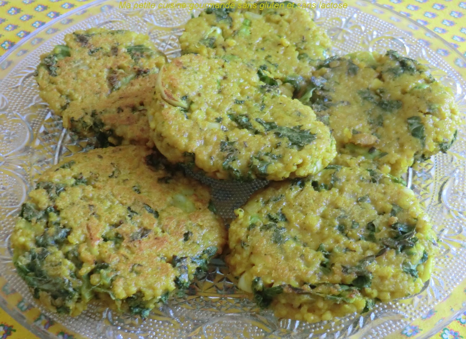 Galettes de millet au chou kale et brocoli, sans gluten et sans lactose