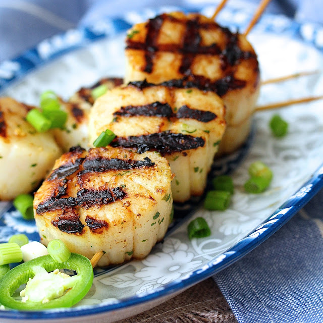 Sea Scallops with a Jalapeño and Grapefruit Marinade Sea Scallops with a Jalapeño and Grapefruit Marinade