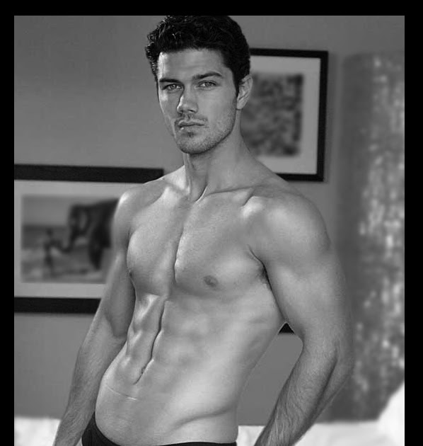 TBT: Ryan Paevey in black speedos / briefs The model turned actor. 