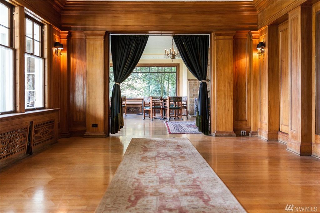 Sweet House Dreams 1927 Rutherglen Mansion Bed and Breakfast in