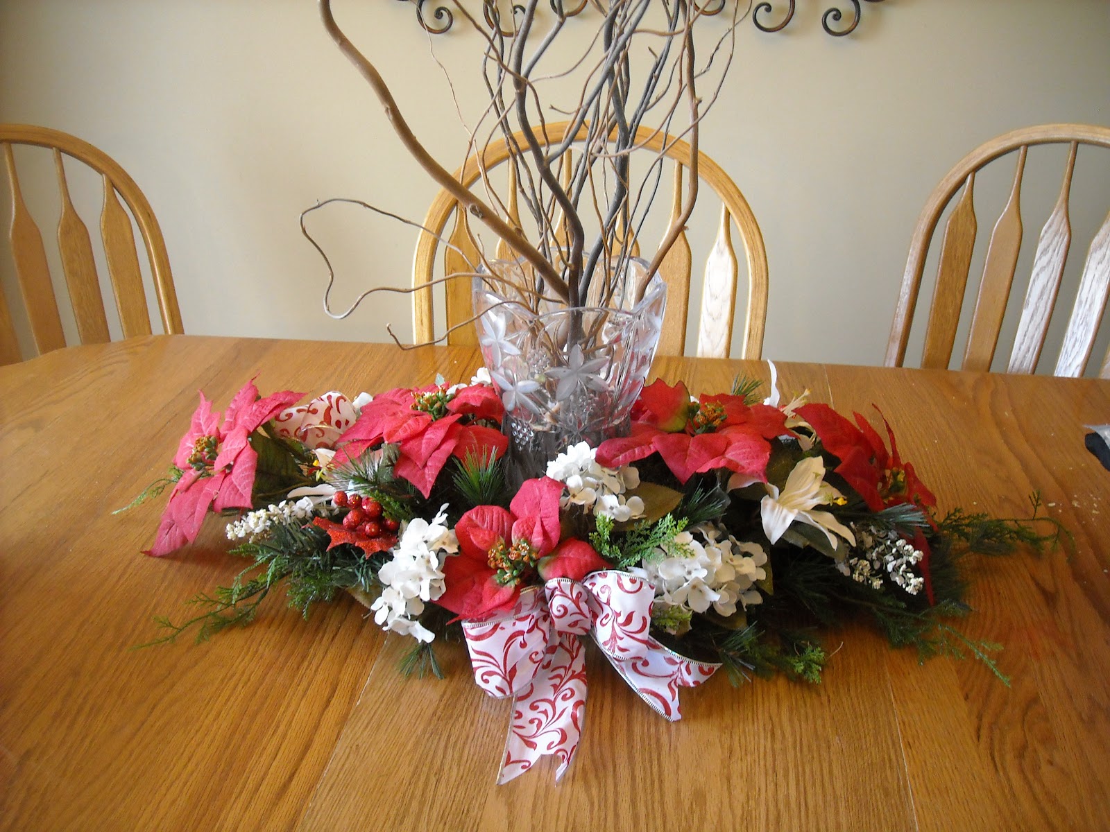 Becky's Blossoms Christmas Table Centerpiece