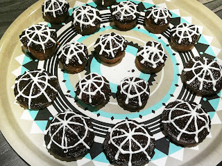 Menu Halloween 2018 cupcake araignée