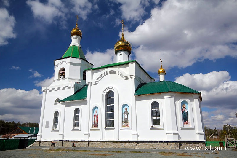 Церковь Николая Чудотворца. Поселок Белокаменный. Свердловская область