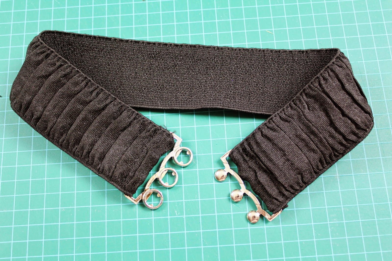 HeidiandFinn modern wears for kids How to make Elastic Belts x3 a
