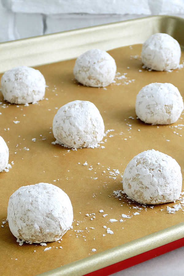 Peppermint Gooey Butter Cookies {from scratch!} in My kitchen