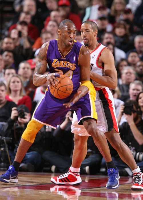 kobe 4 gradient home