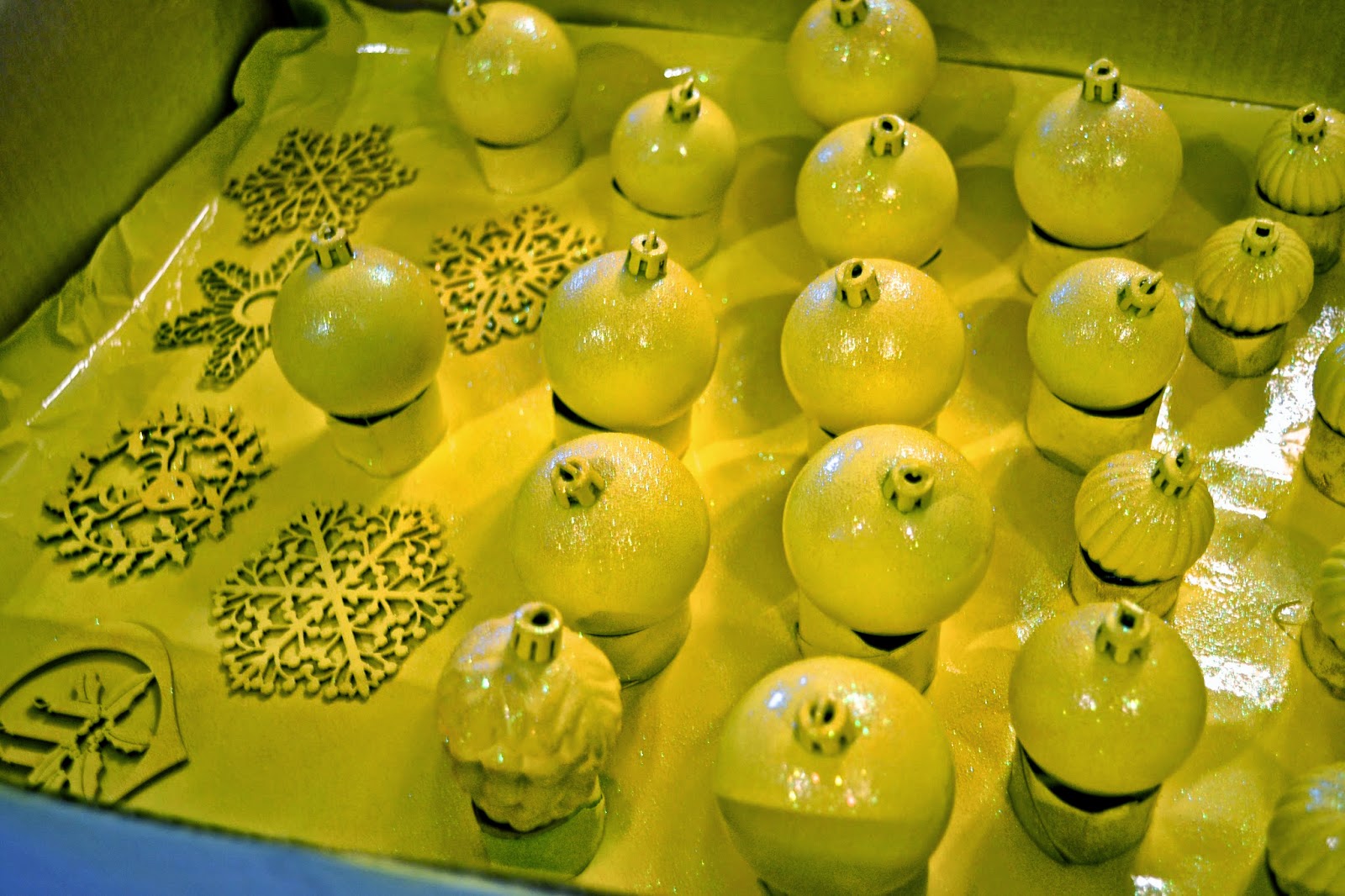 Fun Fabrication Unique Christmas tree on a budget