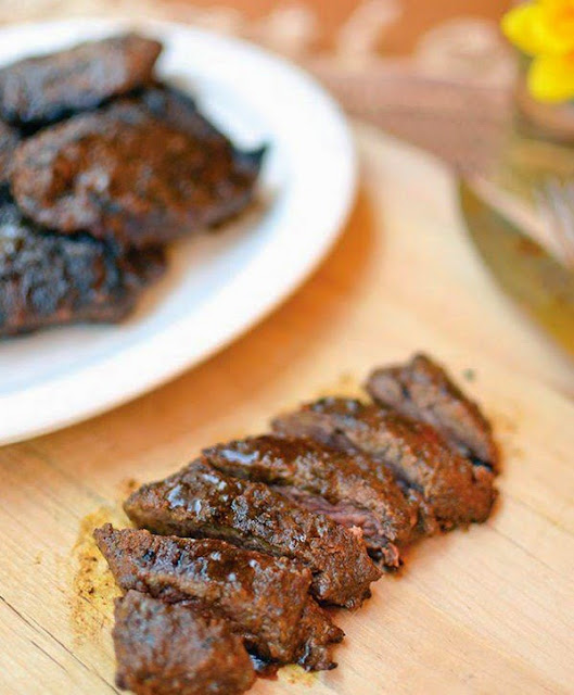 Smoky Fall Spice Rubbed Skirt Steak