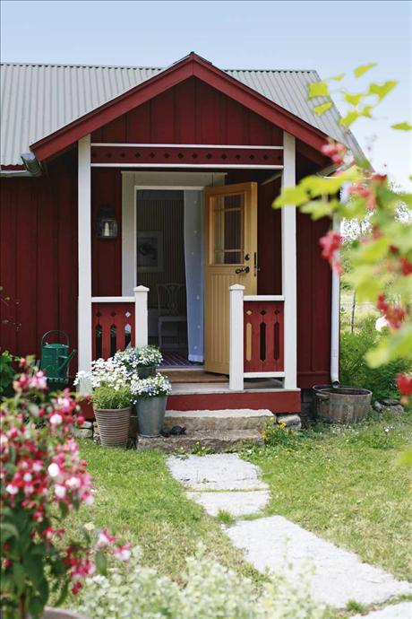 SOMMERWHITE SWEDISH  SUMMER  HOUSES