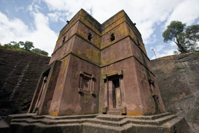 Iglesias talladas en la roca Lalibela, Etiopía