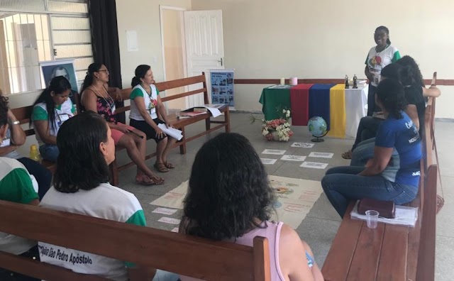 Encontro de Formação da IAM na Diocese de Almenara