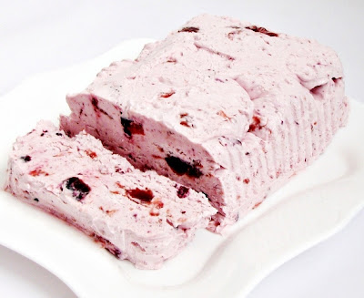 Parfe cu afine si gem de capsuni