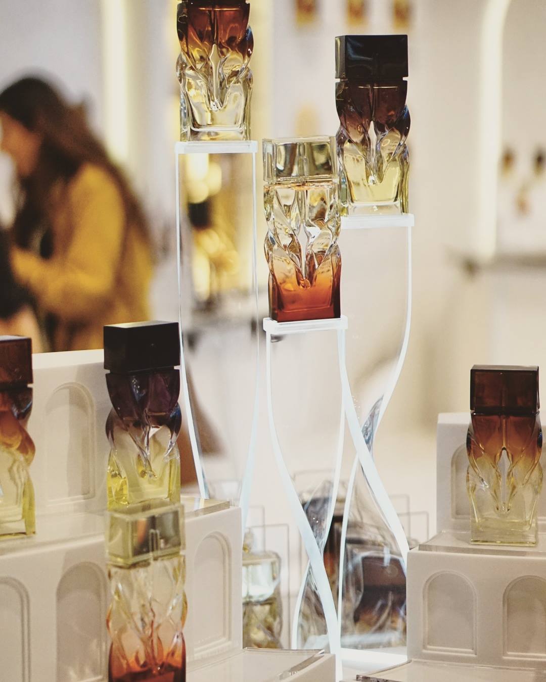Thomas Heatherwick designs a perfume bottle for Louboutin