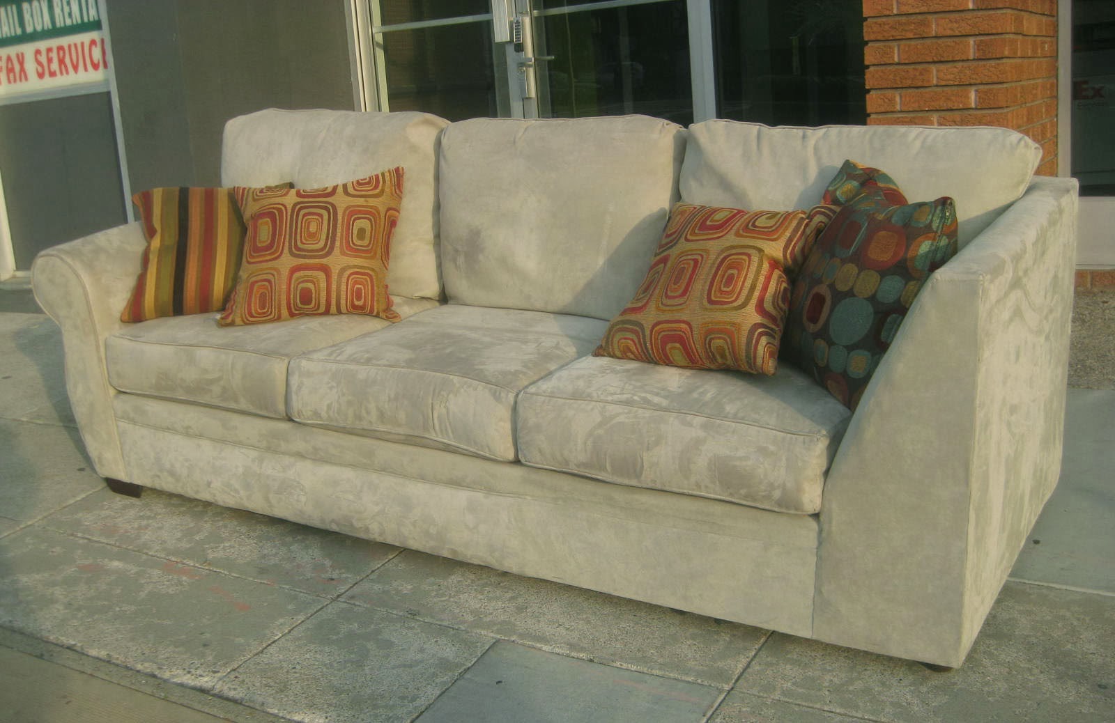 UHURU FURNITURE & COLLECTIBLES SOLD Lime Green Sofa 100