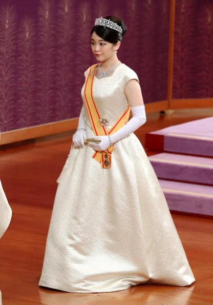  Empress Michiko, Crown Princess Masako, Princess Aiko, Princess Kiko and Princess Mako. Diamond tiara, diamond necklace