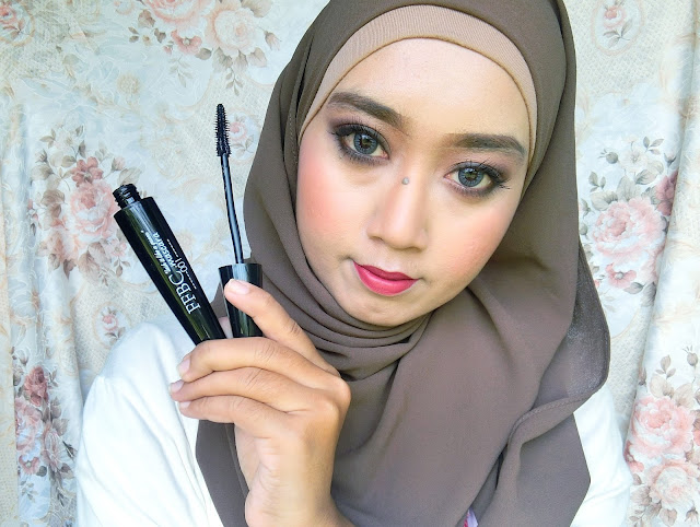 FFBC 3D Mascara Melentikkan Bulu Mata Mudah Dicuci FFBC 3D Mascara Melentikkan Bulu Mata Mudah Dicuci