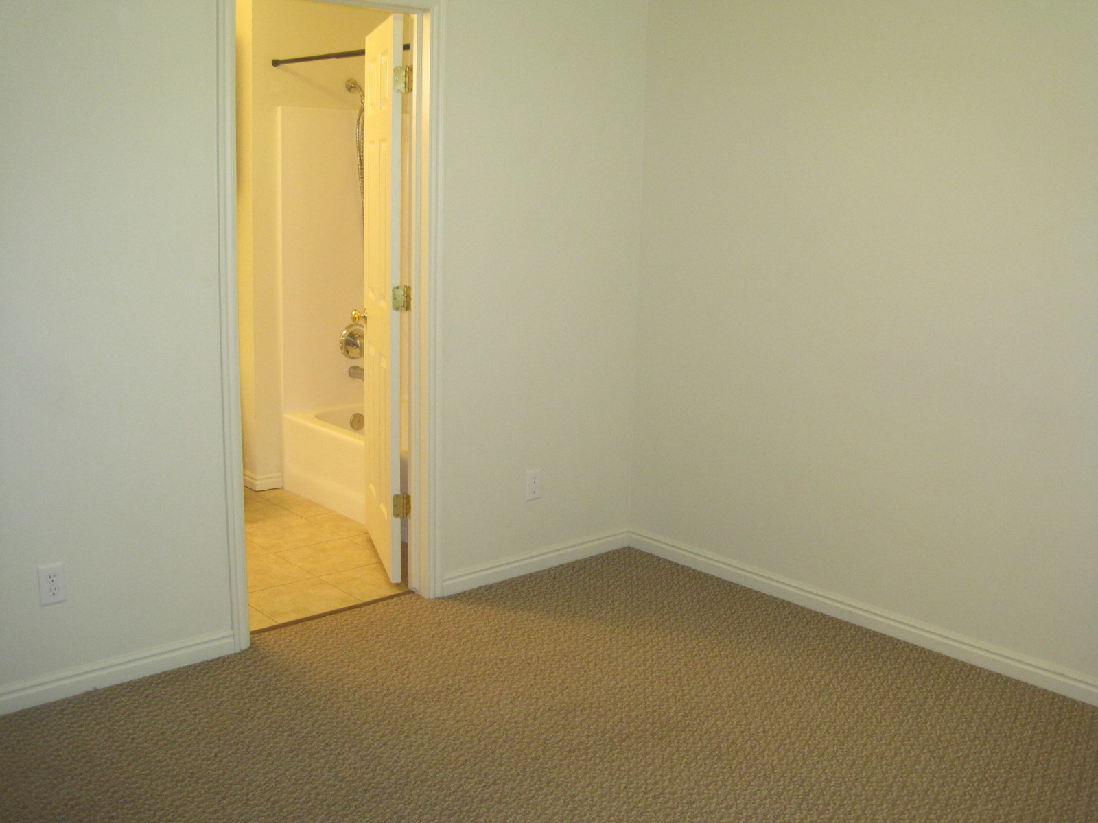 Ivy Village Apartments Ivy Village Pictures